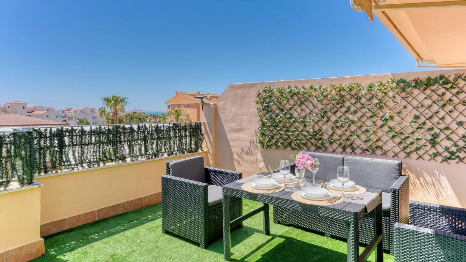 Atico Sea Views Benalmadena Apartment